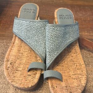 Donald J. Pliner Guyer Sandal New w/o box size 8 1/2 Ladies Ret$178